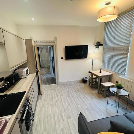 Whiskawaystays - Foregate Street - Apartment 3 Worcester Exteriör bild